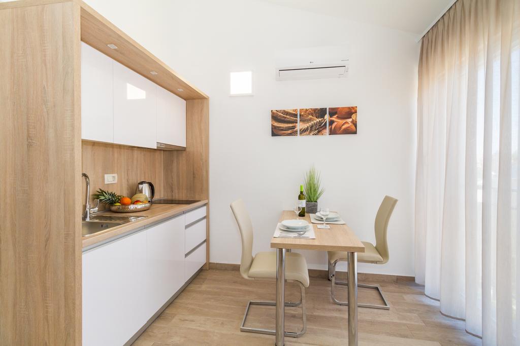 Villa Astoria Biograd Na Moru Eksteriør billede