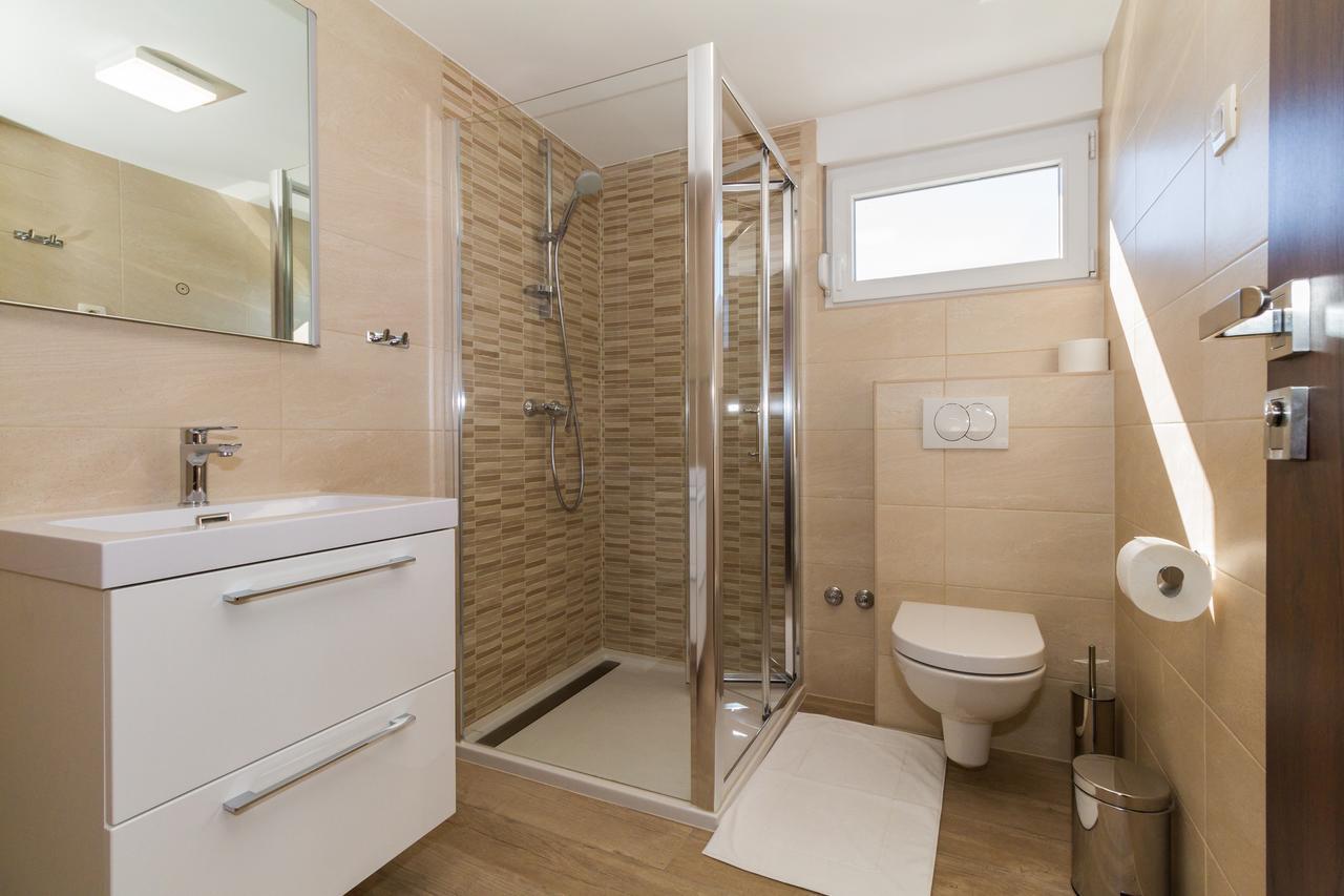 Villa Astoria Biograd Na Moru Eksteriør billede