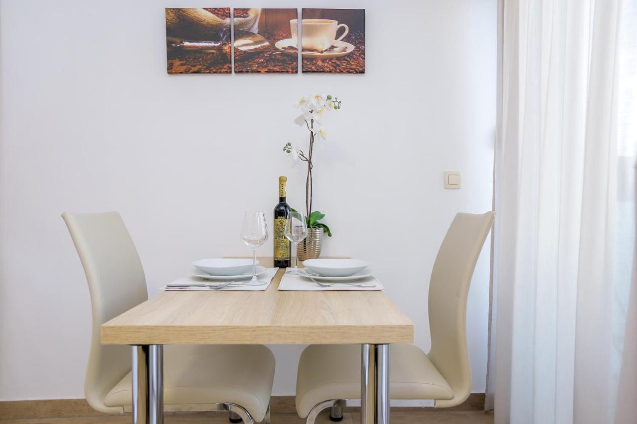 Villa Astoria Biograd Na Moru Eksteriør billede