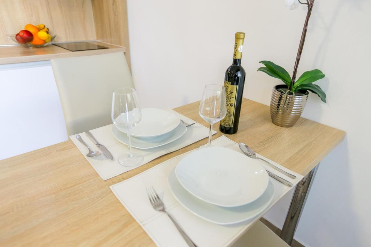 Villa Astoria Biograd Na Moru Eksteriør billede