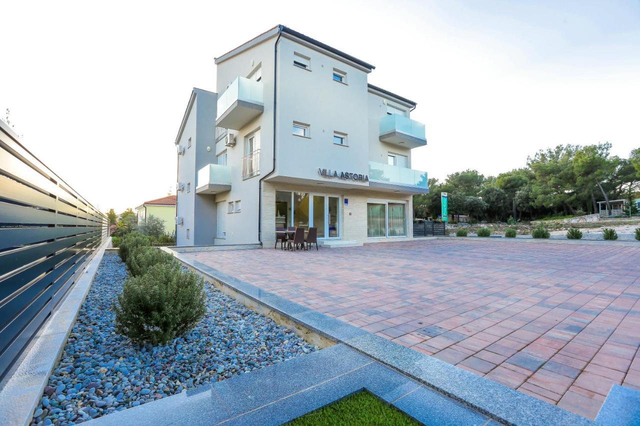 Villa Astoria Biograd Na Moru Eksteriør billede