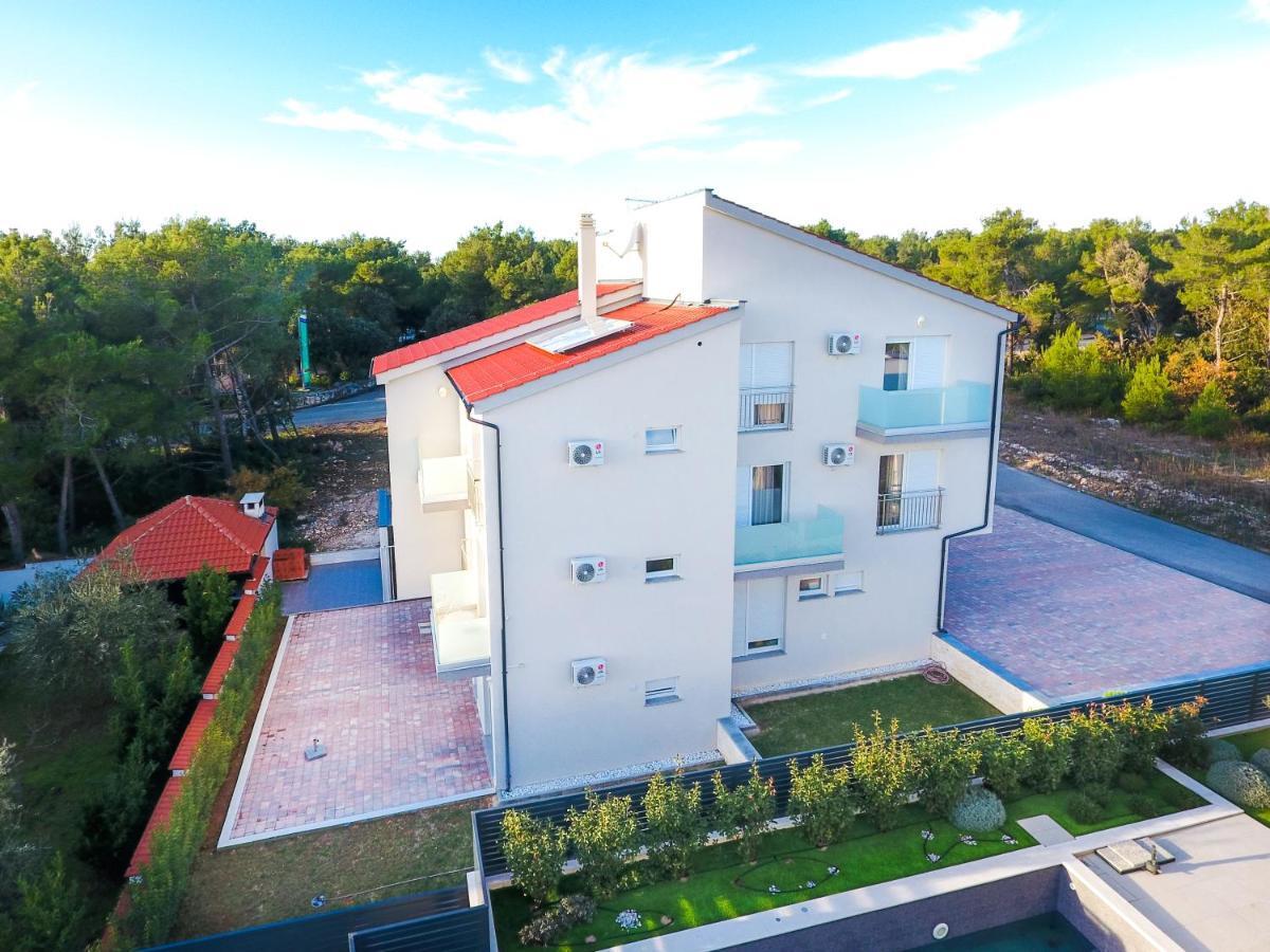 Villa Astoria Biograd Na Moru Eksteriør billede